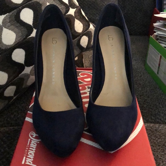 LC Heels - Picture 1 of 4
